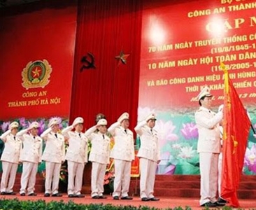 Công an TP. Hà Nội đón nhận danh hiệu Anh hùng LLVTND